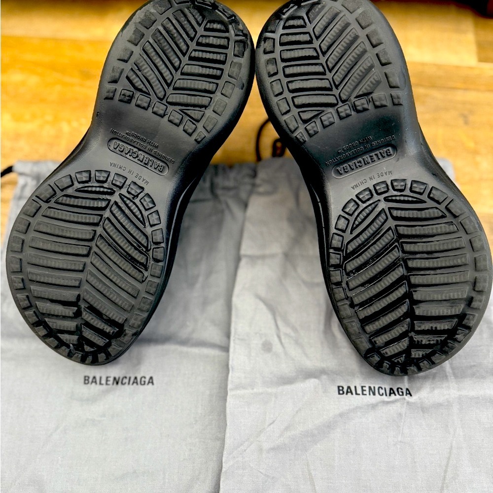 Balenciaga Pool Crocs Slide Sandal - Black, Size 9.5 (39) - Picture 7 of 14